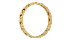 The interlocked diadem band