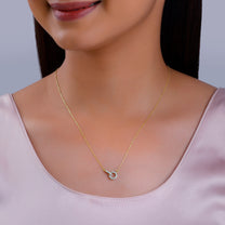 Gold Interconnected Diamond chain pendant